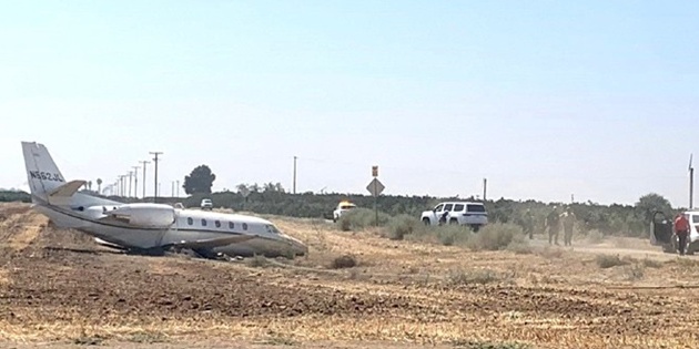 Sert İniş Yapan Uçak Pistten Çıktı